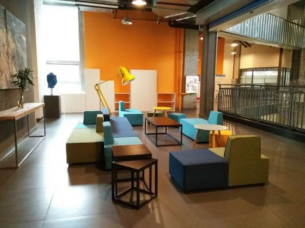 湖南卓英教育科技有限公司