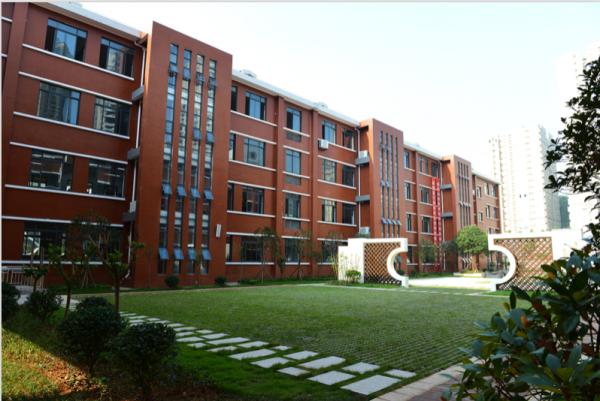 長沙市岳麓區(qū)博才培圣學(xué)校