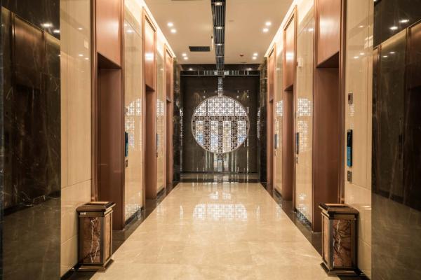 三河市巖峰高新技術(shù)產(chǎn)業(yè)園有限公司