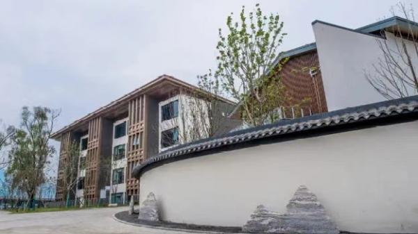 成都城投萬匯教育投資管理有限公司